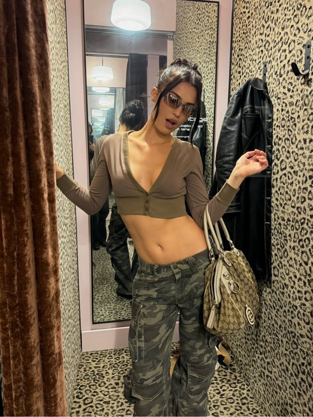 Lioness Sweetness Jeans cargo camo pants green khaki olive tan - Picture 3 of 13
